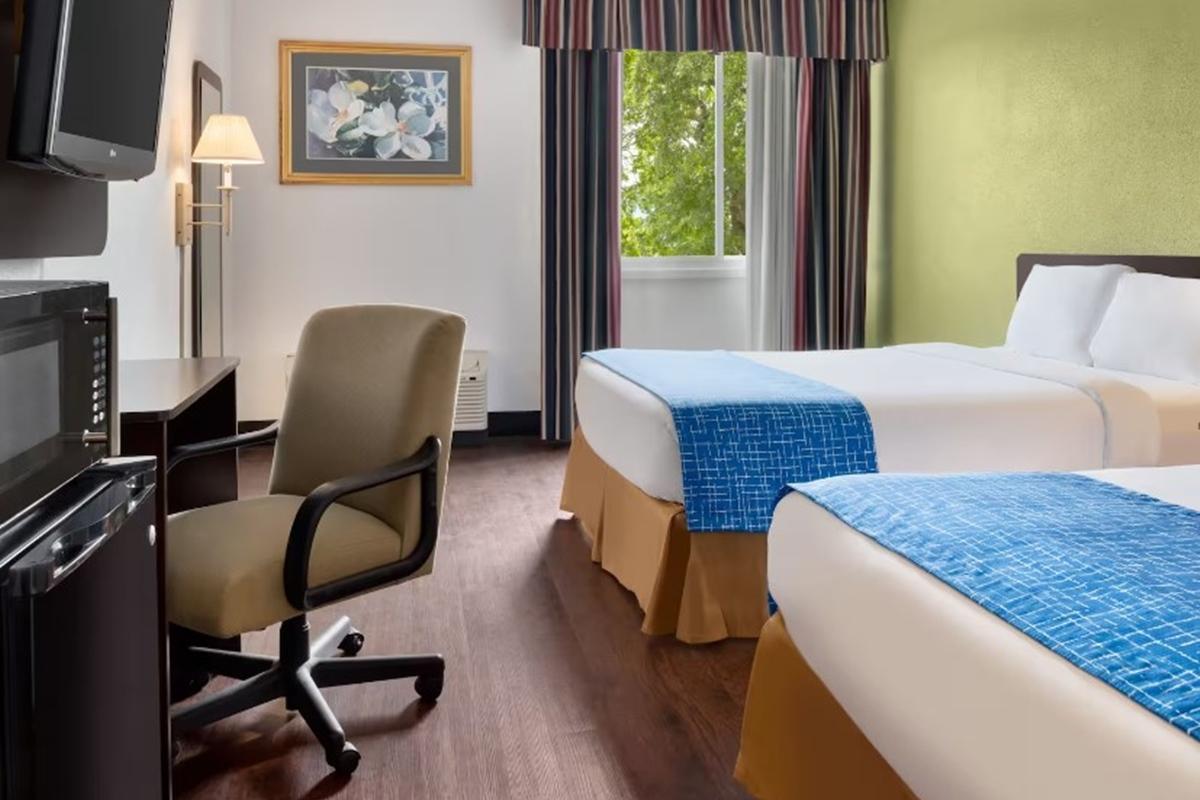Kautilya Zanesville Hotel Luaran gambar